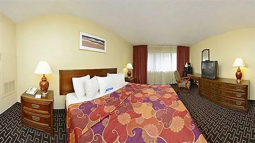 Americas Value & Extended - Tulsa