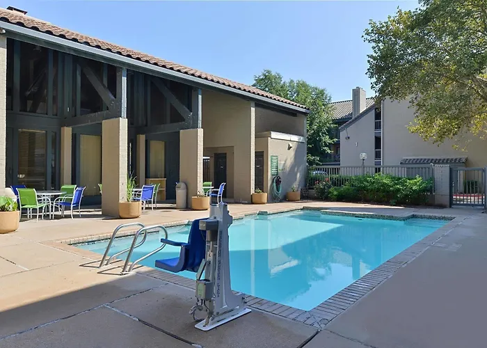 Americas Value & Extended - Hotel Tulsa